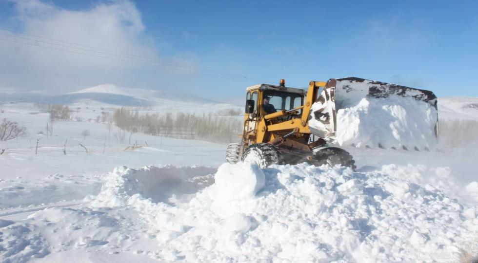 بسته شدن راه ارتباطی 550 روستای استان کردستان