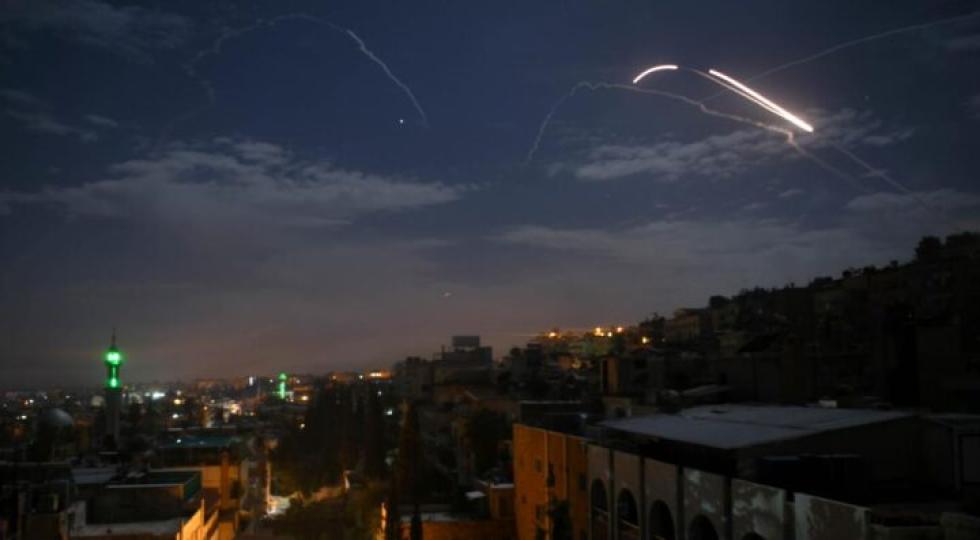 وزارت دفاع سوریه: اسرائیل اطراف فرودگاه دمشق را هدف قرار داد