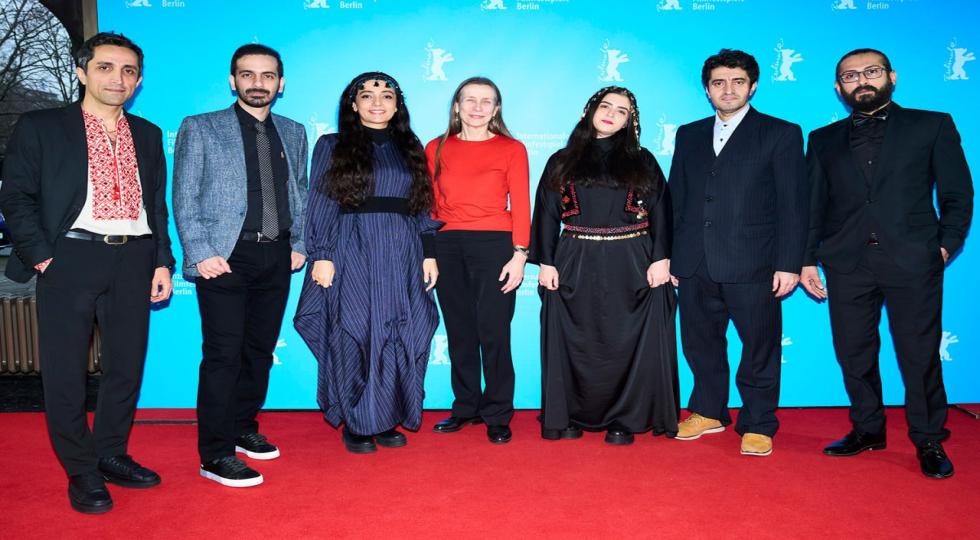 «ماریت ریسنبک» دبیر جشنواره بین‌المللی فیلم «برلین» به استقبال عوامل «دروازه‌ی رؤیاها» رفت 