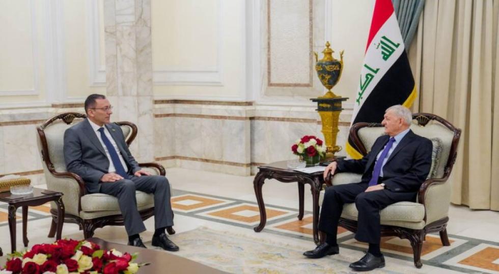 تاکید رئیس جمهور عراق بر لزوم بسیج تلاش های بین المللی برای توقف حملات به غزه