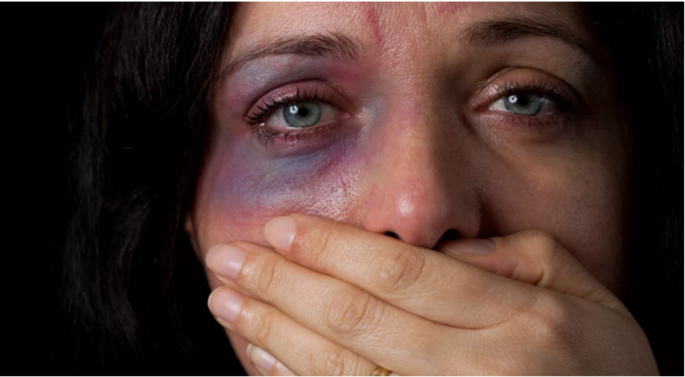 عفو‌ بین‌الملل:  زنان در اقلیم کردستان در برابر خشونت خانگی بی‌پناه هستند