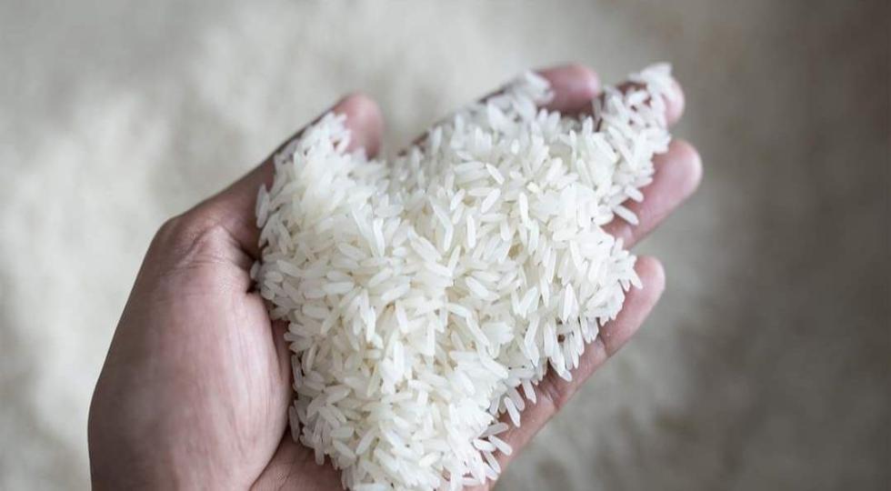 کەشتییەکی پڕ لە برنجی تایلاندی بۆ دابین کردنی بەشەخۆراک هاتووەتە عێراقەوە