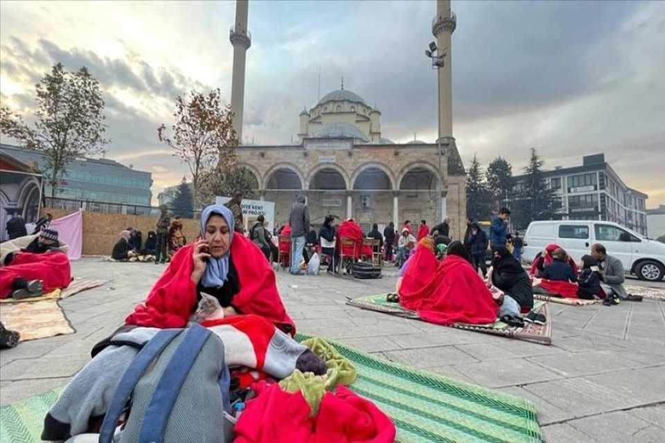 بوومەلەرزەیەکی بەهێز شارێکی تورکیای هەژاند