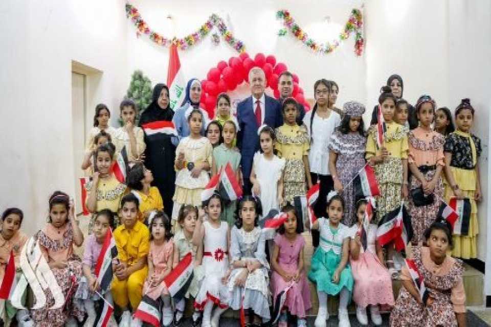 جەختی سەرۆك كۆماری عێراق لەسەر دابینكردنی چاودێری و پشتیوانی بۆ منداڵانی بێ سەرپەرەست