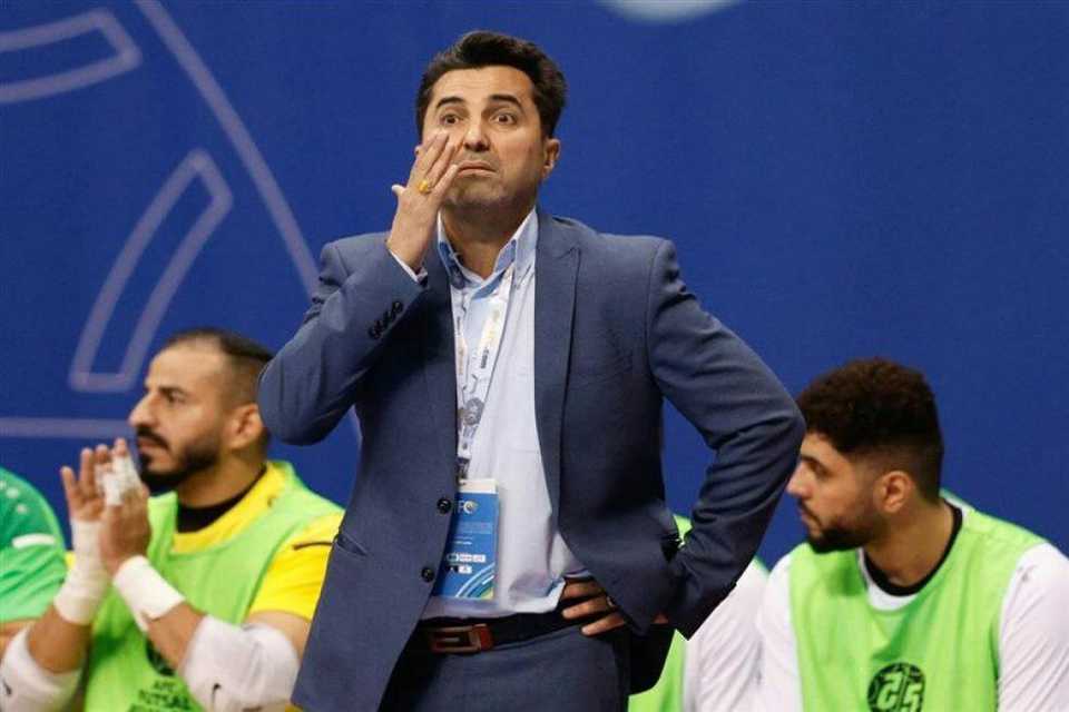 نازم ئەلشەریعە بە شێوازی فەرمی ڕاهێنەری تیپی نەتەوەیی کووەیەتی لە ئەستۆ گرت