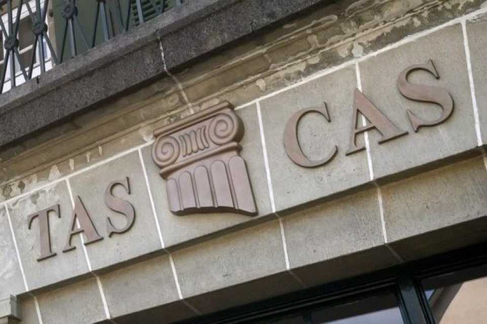 سکاڵابردنی ڕووسیا بۆ CAS بۆ قەربووکردنەوەی تێچووی میوانداری لە قارەمانی باڵەی جیهانی