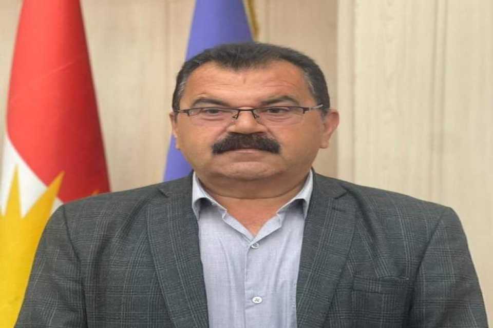 سەرکردەیەکی  بزوتنەوەی گۆڕان بۆزایەڵە: دەسپێشخەری بۆ ڕ ێکەوتن  بێ گیانی لەخۆبوردەی نابێت