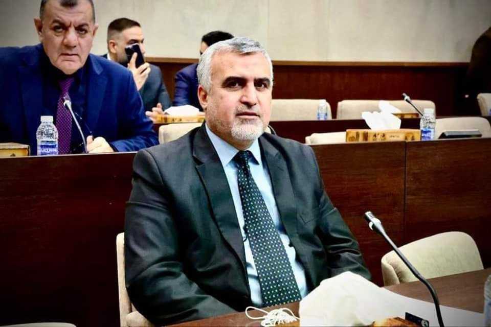 پەرلەمانتارێک: چۆن زەمانەت بۆ مووچەی مووچەخۆرێكی بەسرە هەیە دەبێت بۆ مووچەخۆری هەرێمیش هەبێت