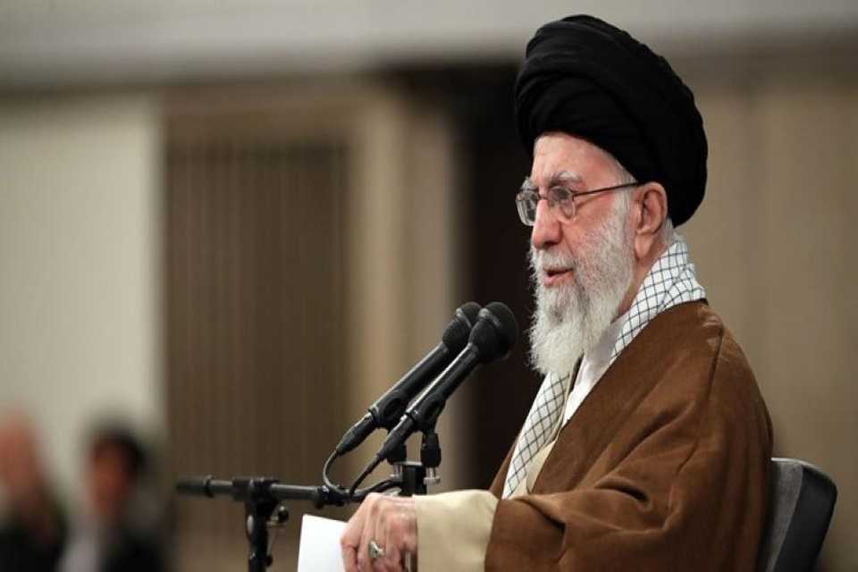 ئایەتوڵڵا خامنەیی: ئەمریکا لە جێبەجێ کردنی پڕۆژەی "ڕۆژهەڵاتی ناڤینی نوێ" شکستی هێنا / تۆفانی ئەقسا سەرکەوت