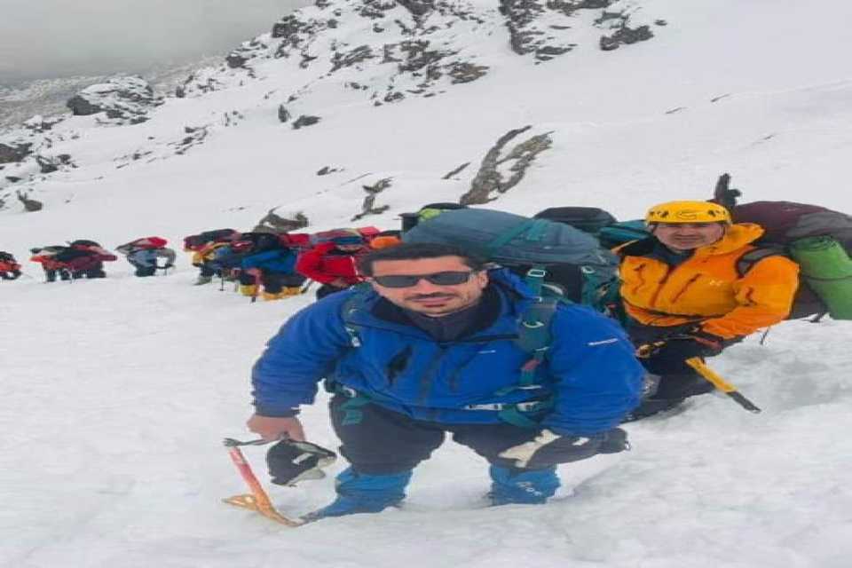 گەشتێکی ناوازە بە بەشداری چەندین گرووپ و دەستەی شاخەوانی بۆسەر چیای پیرەمەگروون ئەنجامدرا