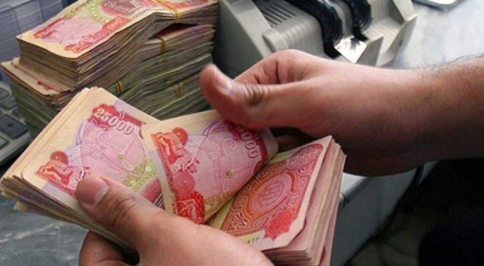 معلمان ناراضی: دولت اقلیم مورد اعتماد نیست، بانک های عراقی حقوقمان را پرداخت کنند