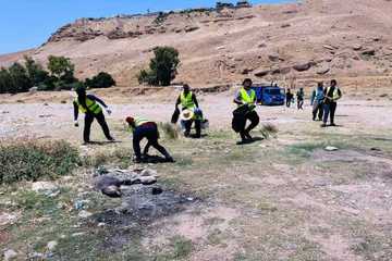 دەربەندیخان؛ تەنیشت ڕووباری سیروان لە پاشماوەی گەشتیاران پاککرایەوە