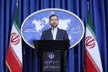 ئێران: هیچ ناکەین تا هەنگاوی کردەیی ئەمریکا نەبینین